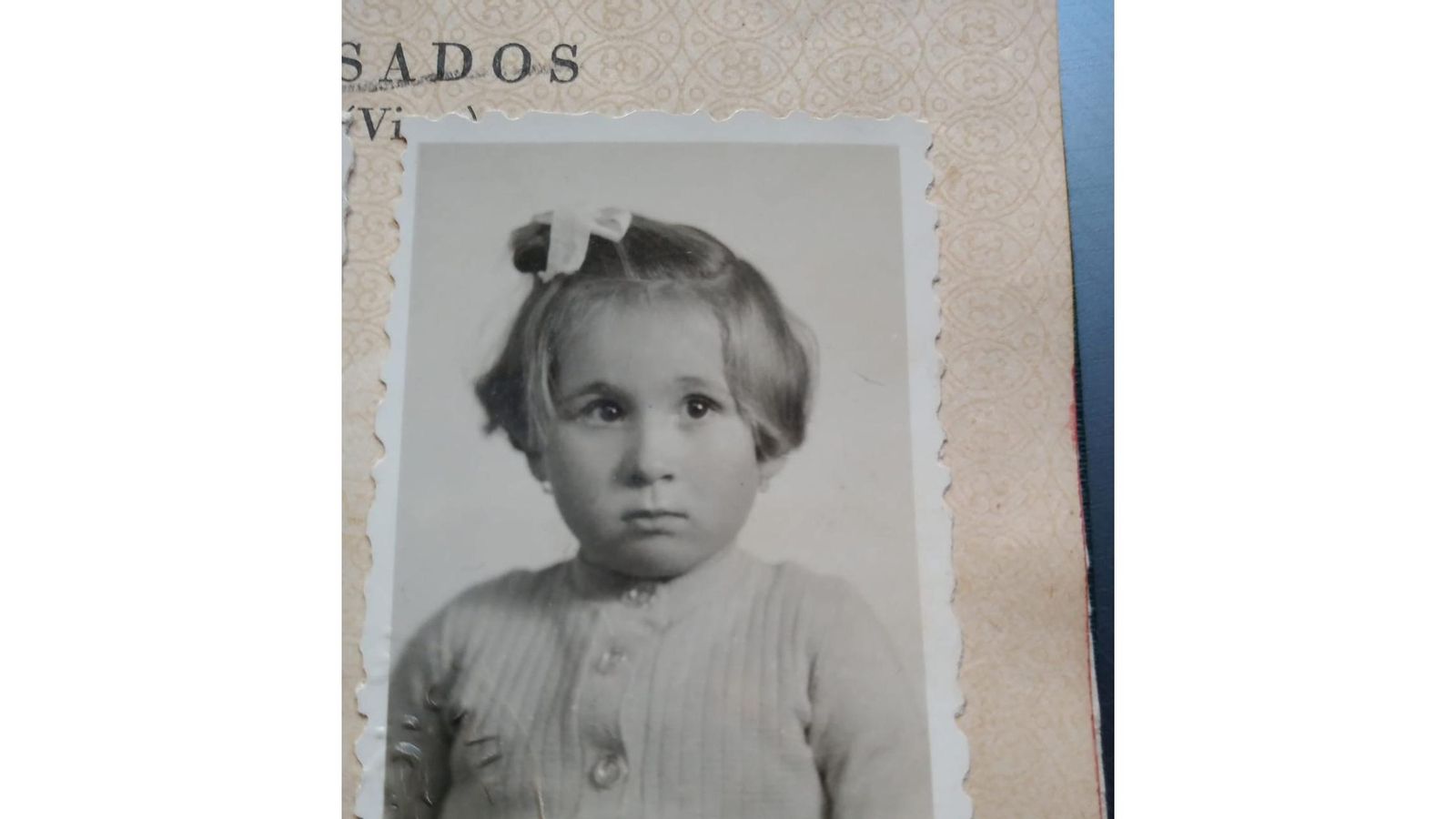 Foto del pasaporte con el que emigró María Rosa Iglesias