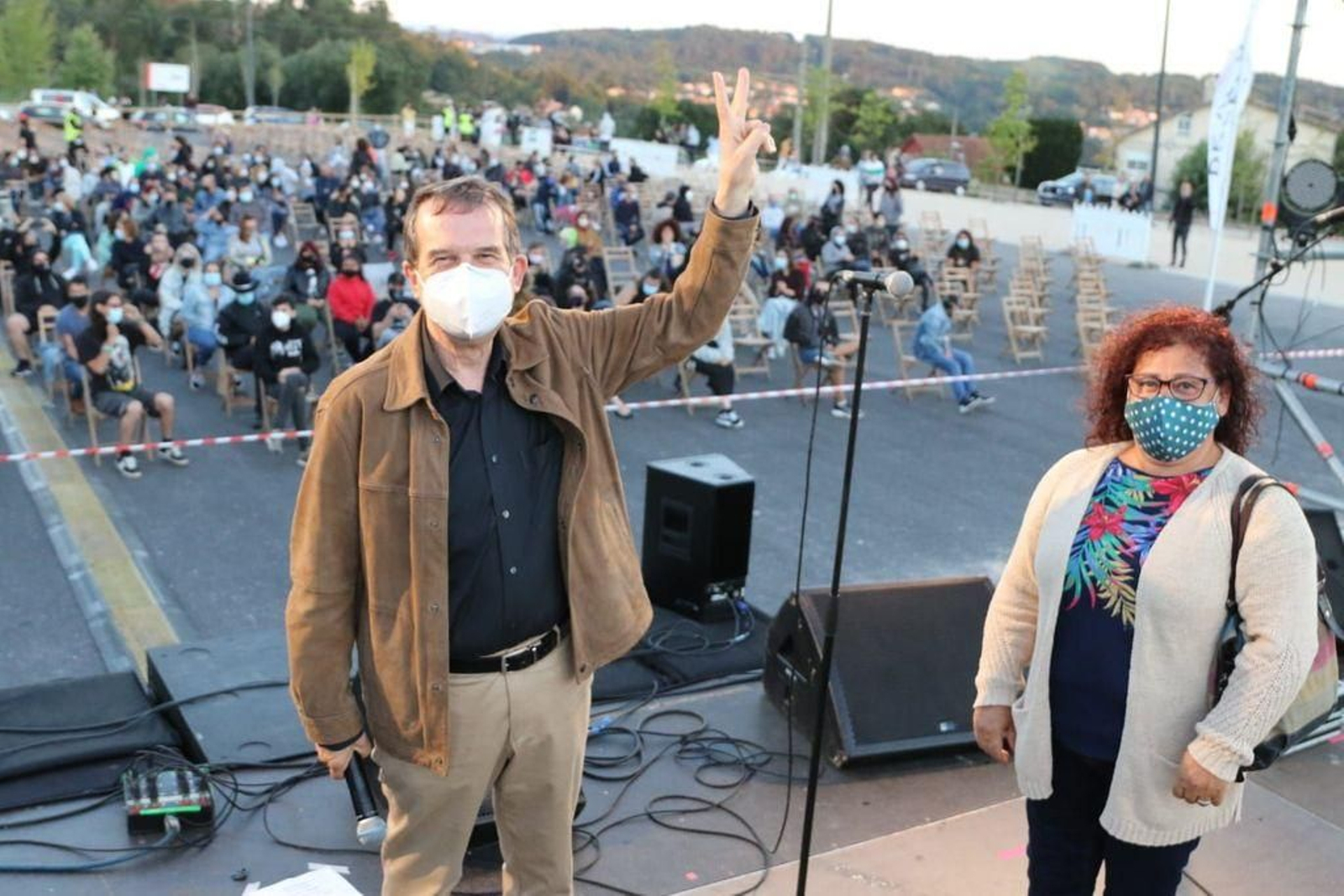 Caballero ayer en su intervención antes del concierto para estrenar el nuevo parque sobre el falso túnel de la AP-9.