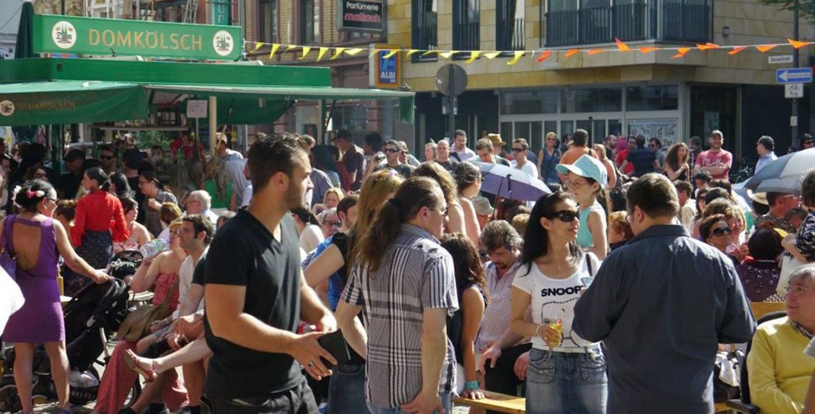 Españoles durante un acto organizado por la colectividad en Alemania.