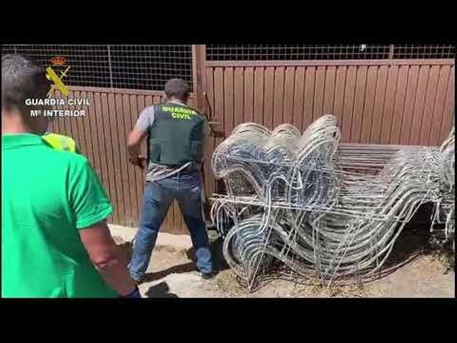 La Guardia Civil desmantela una plantación “indoor” de marihuana en Moraña