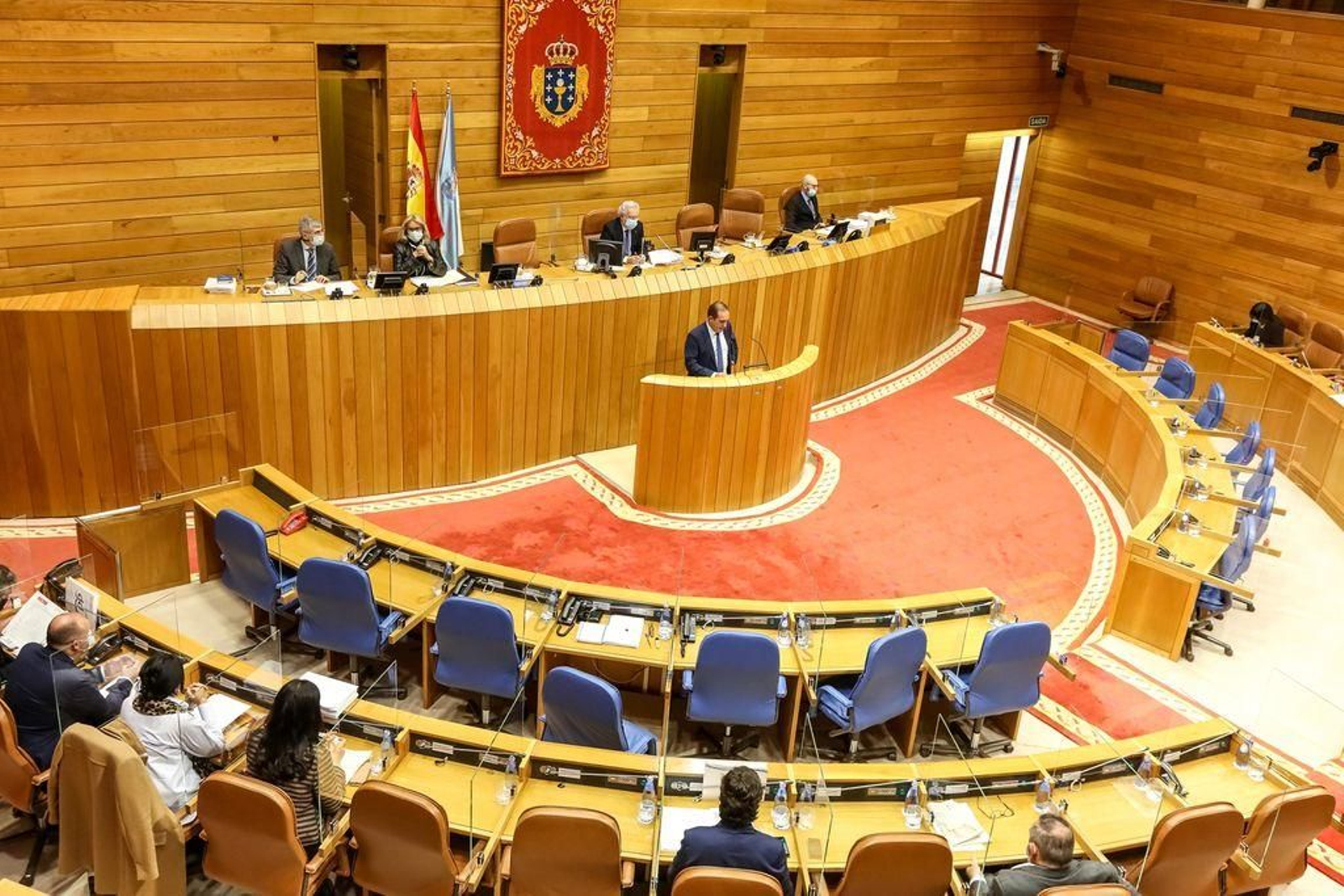 Valeriano Martínez, durante su intervención ante el pleno del Parlamento autonómico.