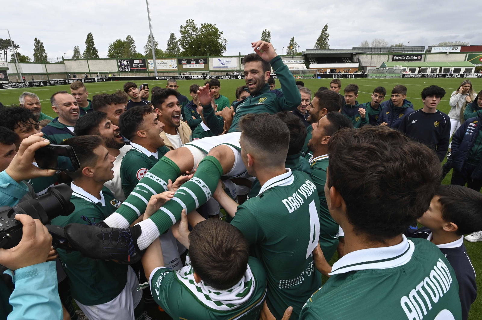 15-5-22 VIGO. PABLO HERNANDEZ partido del coruxo. o vao