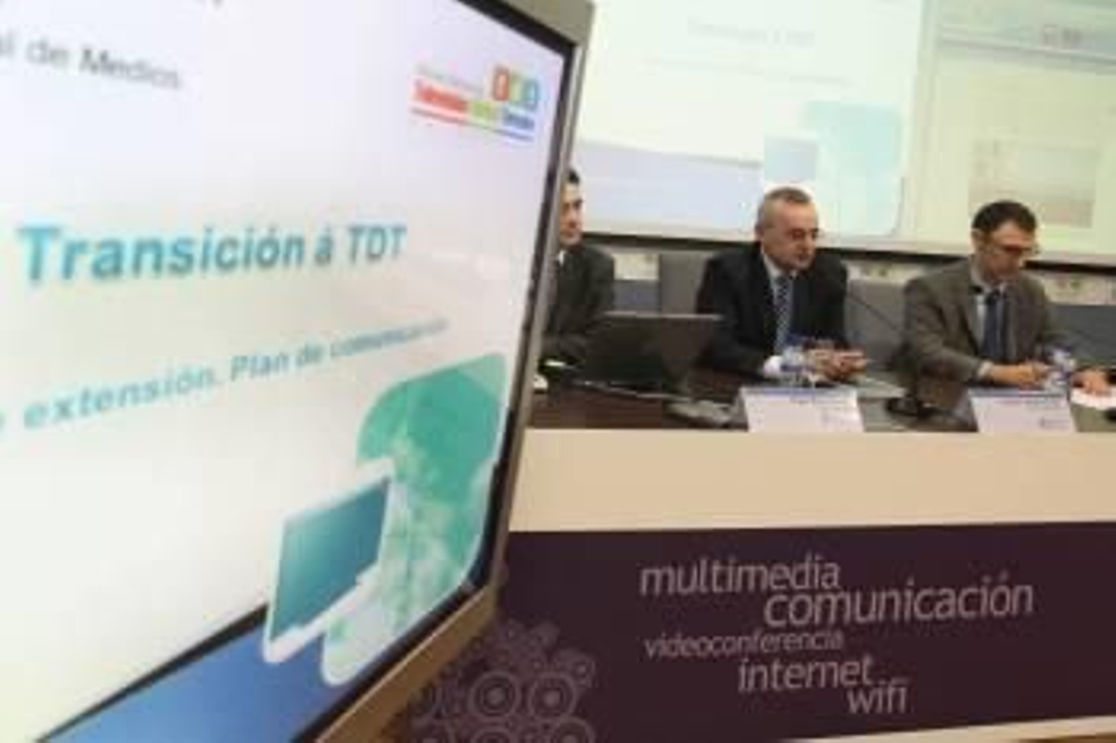 el secretario xeral de Medios, Alfonso Cabaleiro. (Foto: VICENTE PERNÍA)