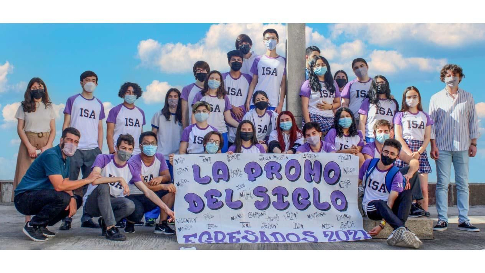 Carlos Brandeiro con la promoción del siglo web