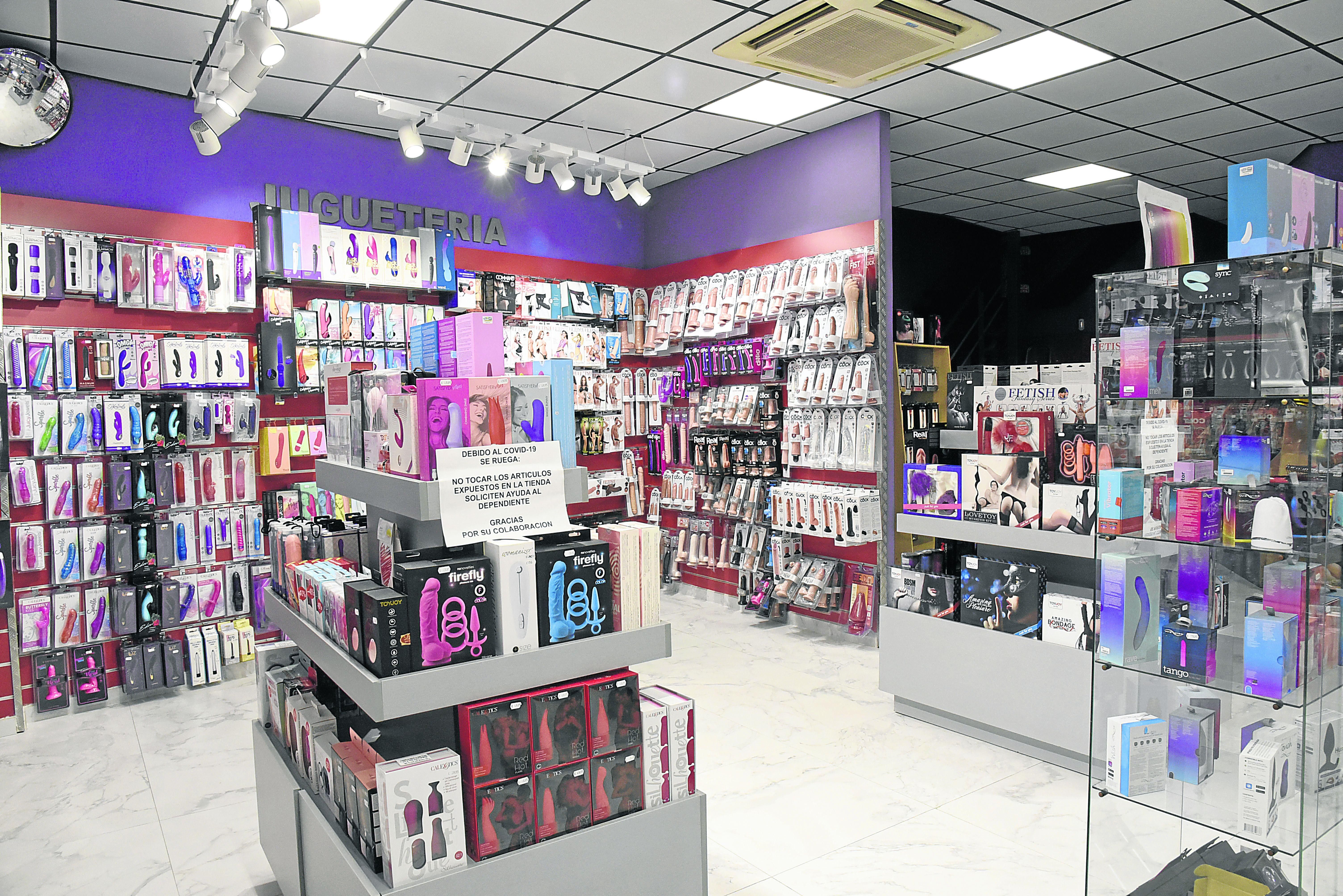 Prohibición de tocar y manipular las muestras de productos.