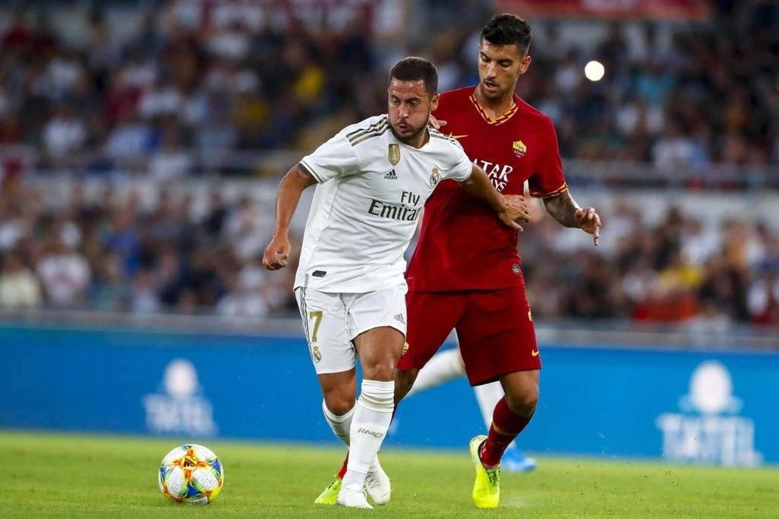 Hazard estrenó el dorsal 7 que lucirá toda la temporada.