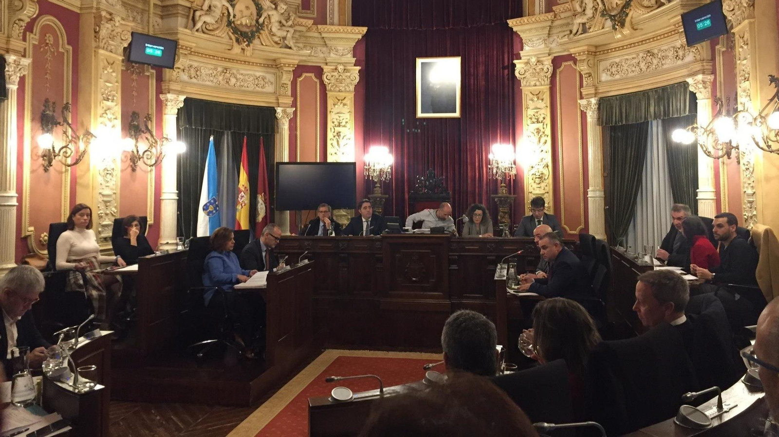 Vista general del pleno del Concello de Ourense. (Foto: P. G.)
