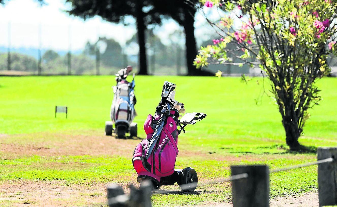 Es un deporte que se puede hacer de manera individual y al aire libre