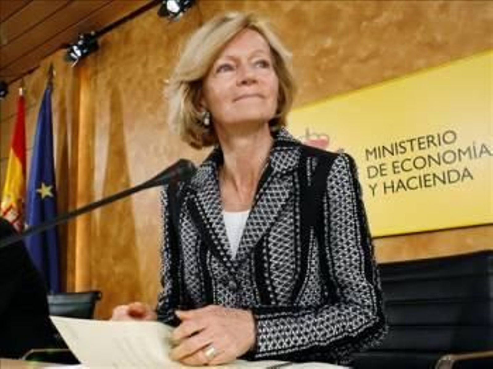 La vicepresidenta segunda del Gobierno y ministra de Economía y Hacienda, Elena Salgado. (Foto: Sergio Barrenechea)