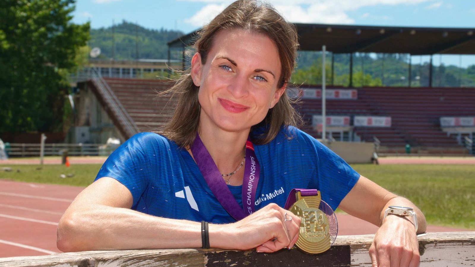 Alice Finot, con su medalla de oro obtenida en el Europeo de Roma. // Vicente Alonso