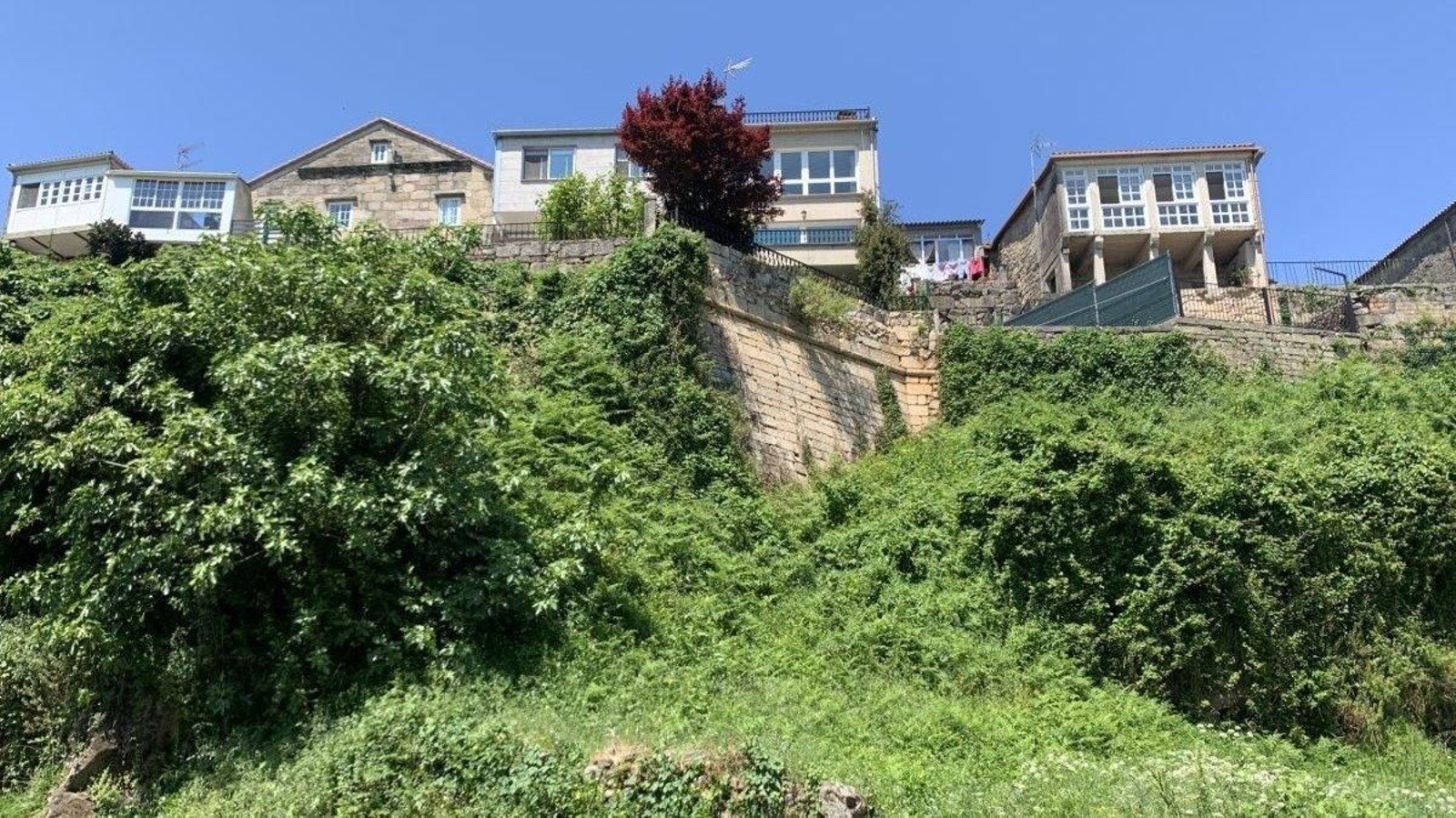Estado actual de la fortaleza tudense en el tramo conocido como baluarte del ‘Diaño’.