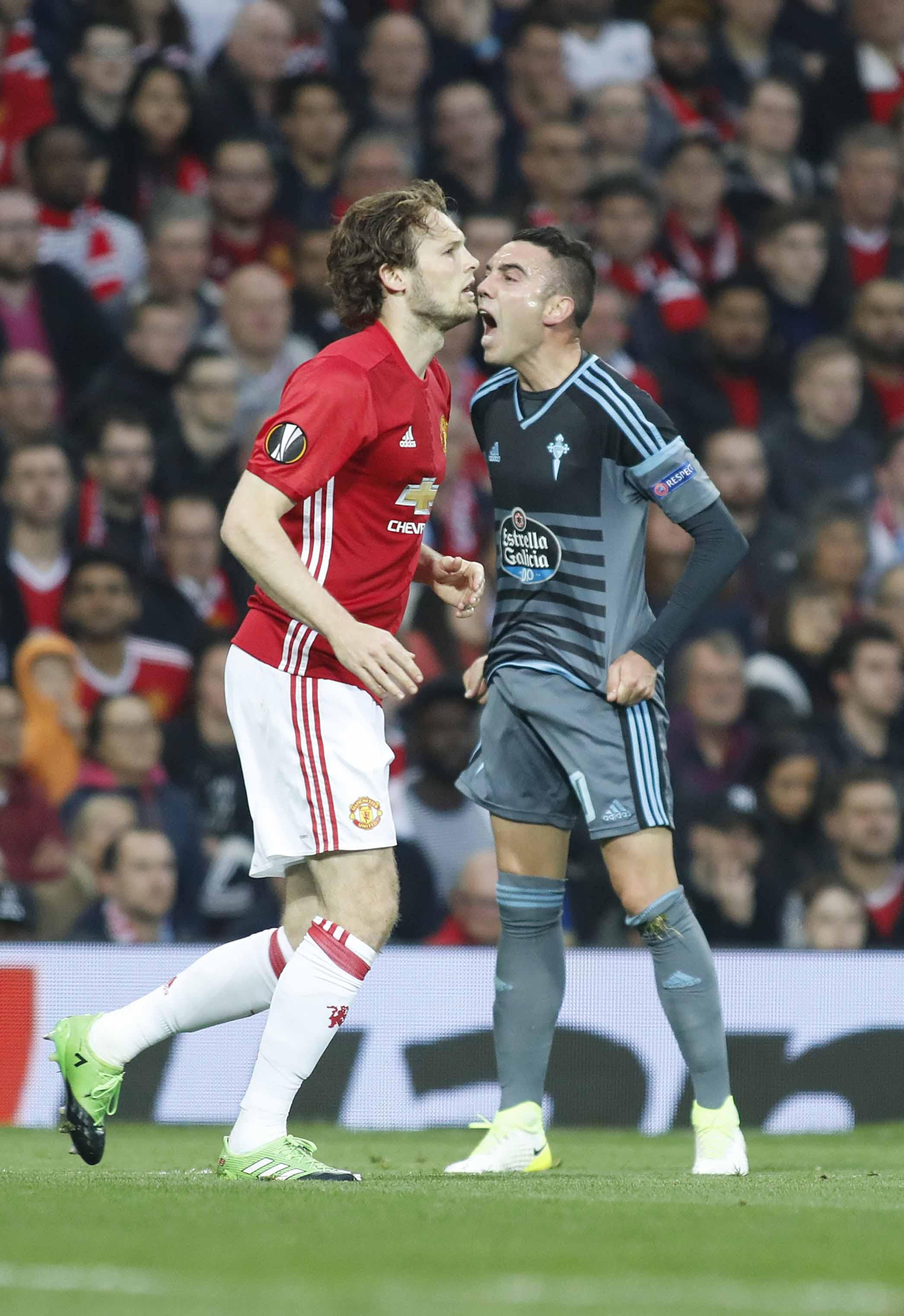 Las mejores imágenes del partido de vuelta entre Manchester United y Celta (1-1). // J.V. Landín