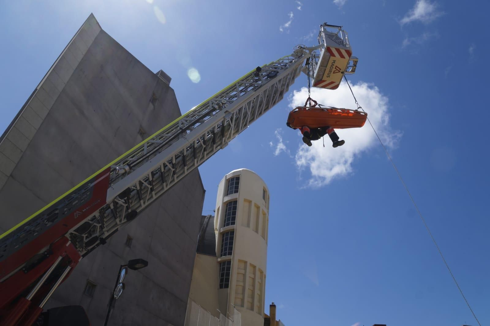 El desprendimiento de un andamio provoca varios heridos en la futura Ciudad de la Justicia