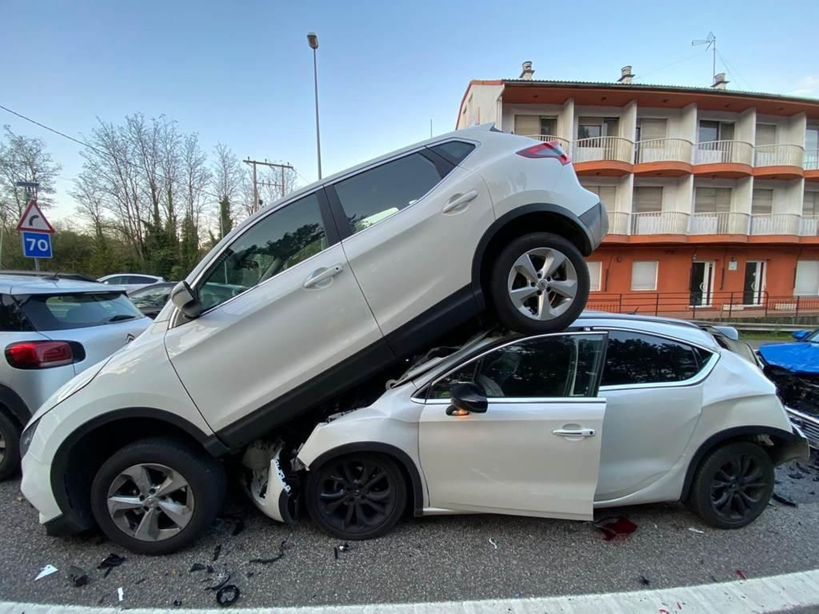 Accidente en la la autovía A55 en Mos 12