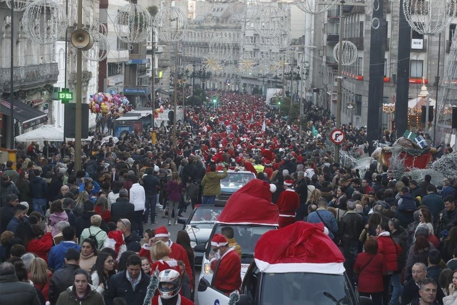 La papanoelada motera toma las calles de Vigo 22