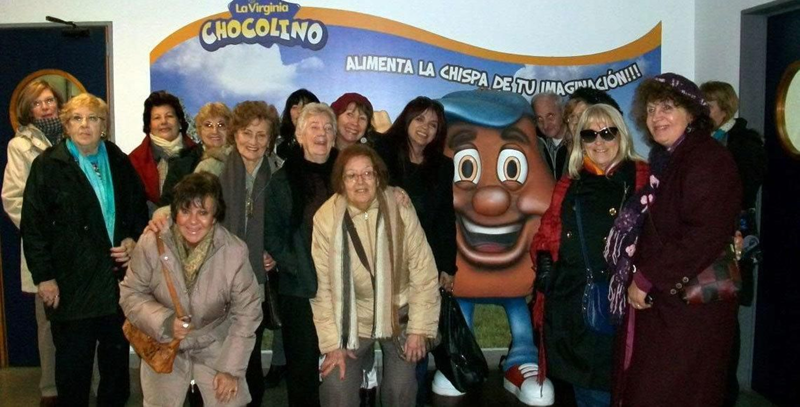Visita de los socios del Centro Madrileño de Rosario a la empresa Cafés la Virginia.