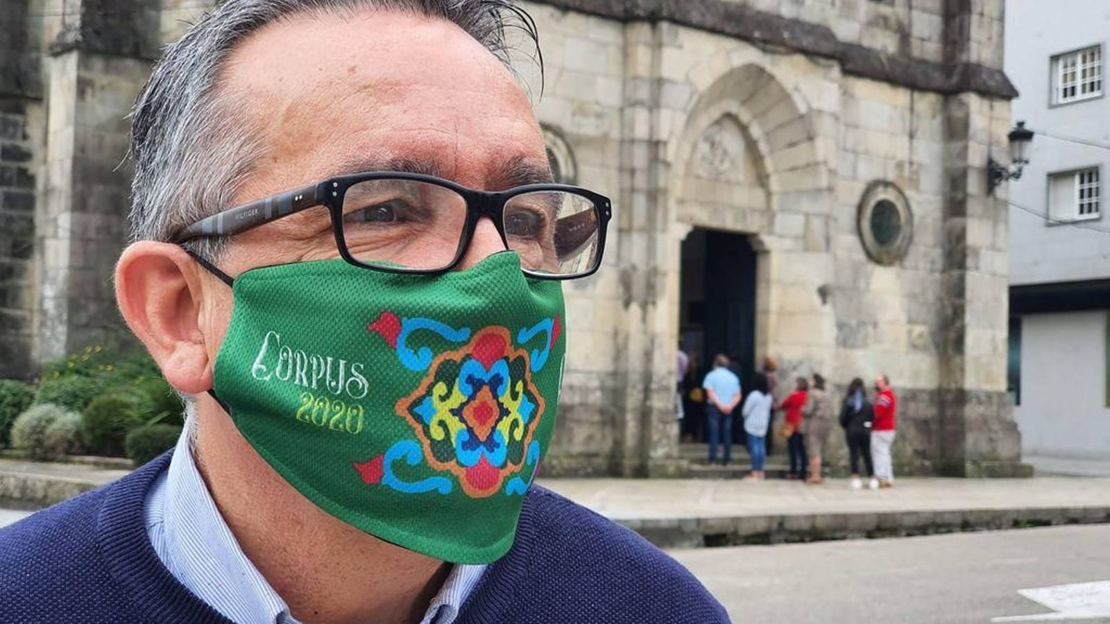 Un Corpus diferente sin fieles en Ponteareas 8