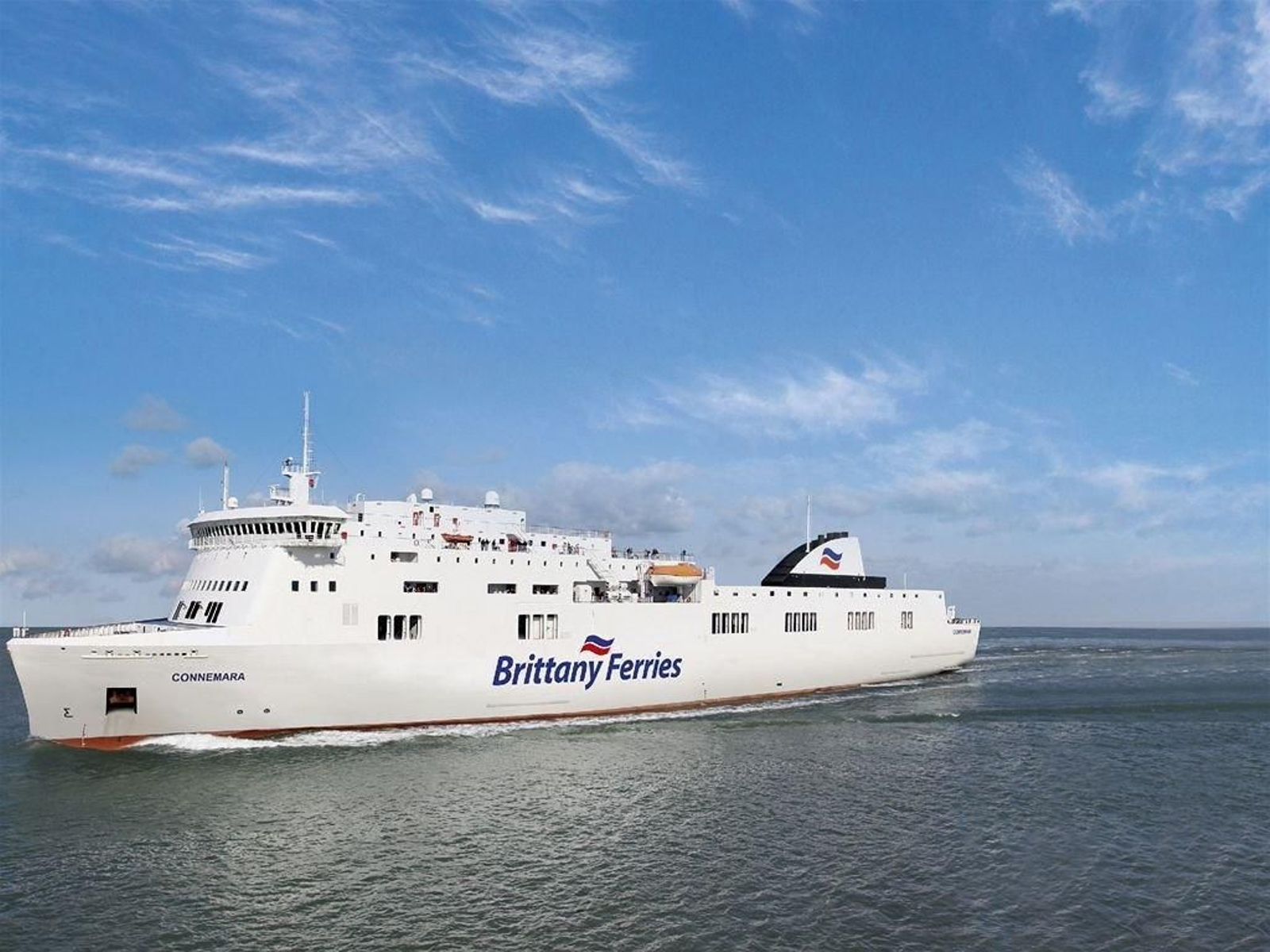 El barco que hace el recorrido desde Santander a Cork, que finaliza sus operaciones.