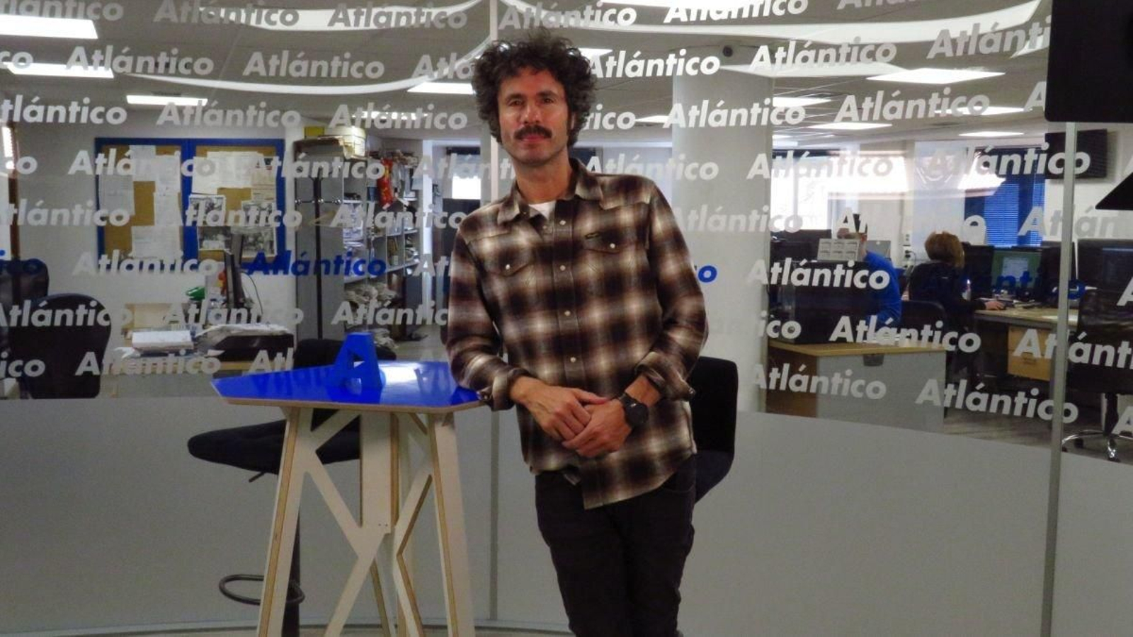 Luis García-Rey repitió en el set de Atlántico TV.