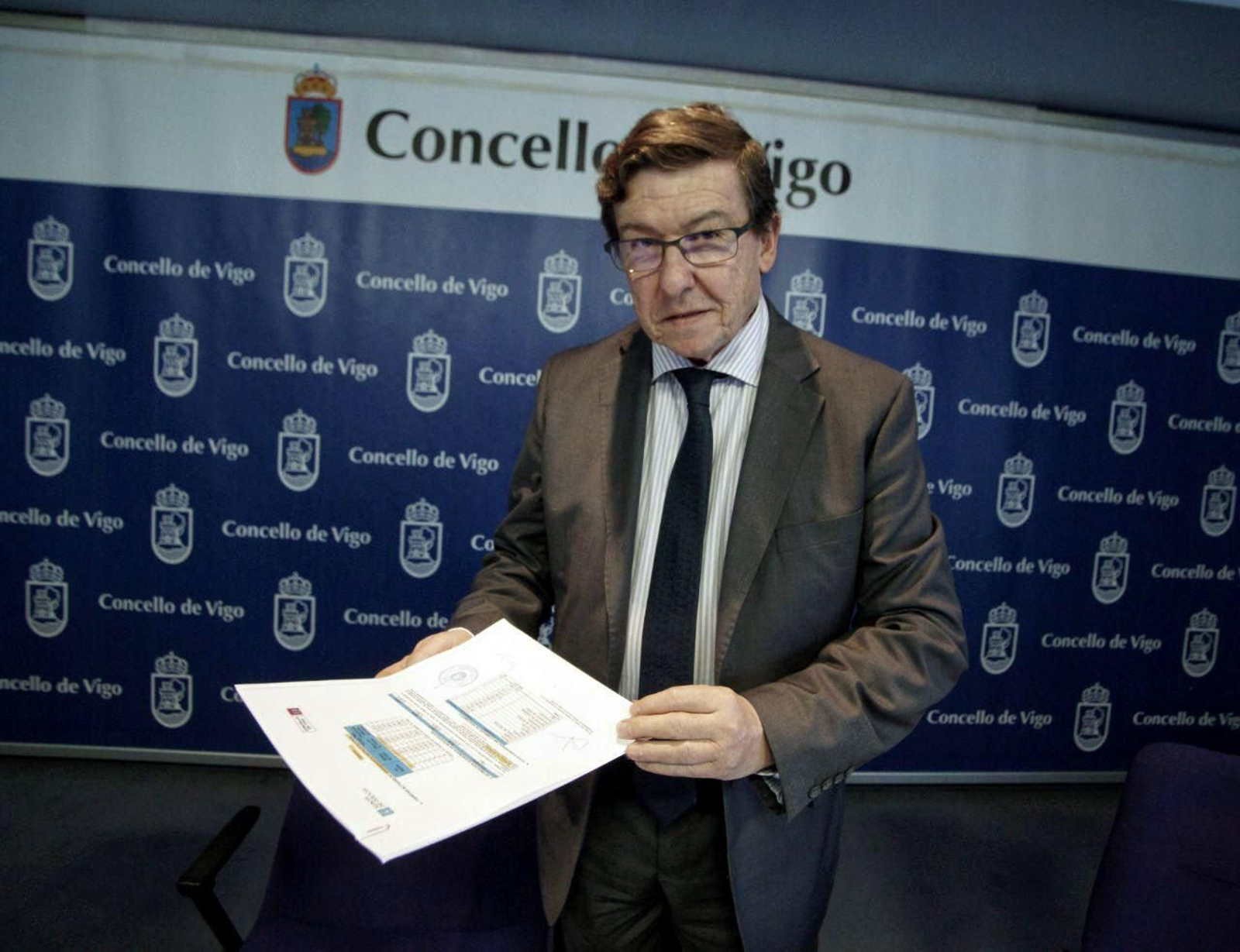 Font, en su comparecencia de ayer.