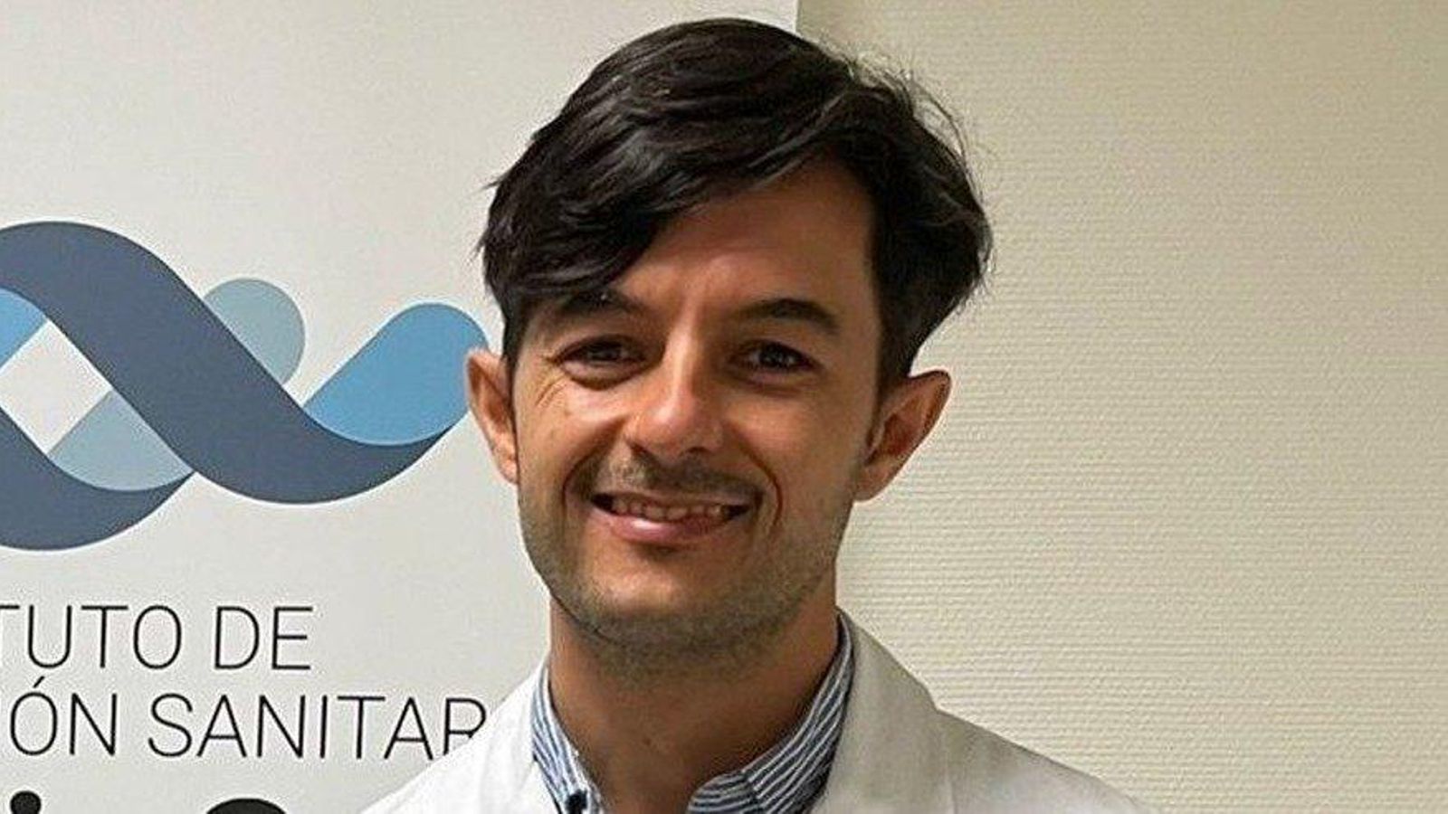 El oncólogo del Cunqueiro e investigador Alberto Garrido Fernández.