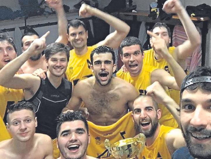 El Tui Seta obtuvo el ascenso a Liga EBA en Cambre.