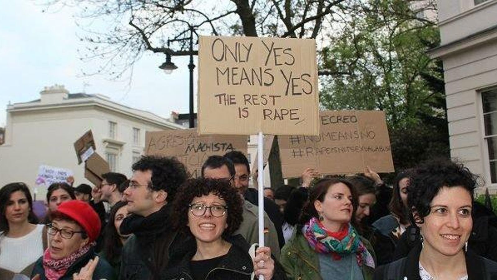 Protesta-Embajada-Española