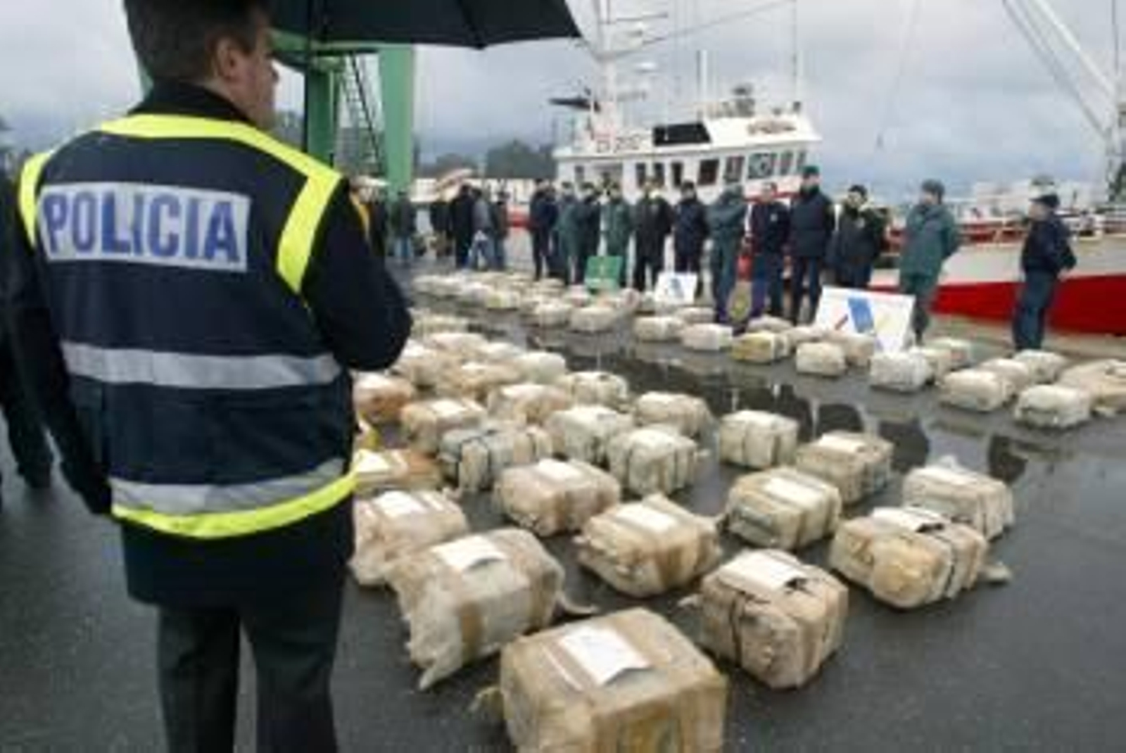 Operación antidroga en el puerto de Vilagarcía de Arousa. (Foto: ARCHIVO)