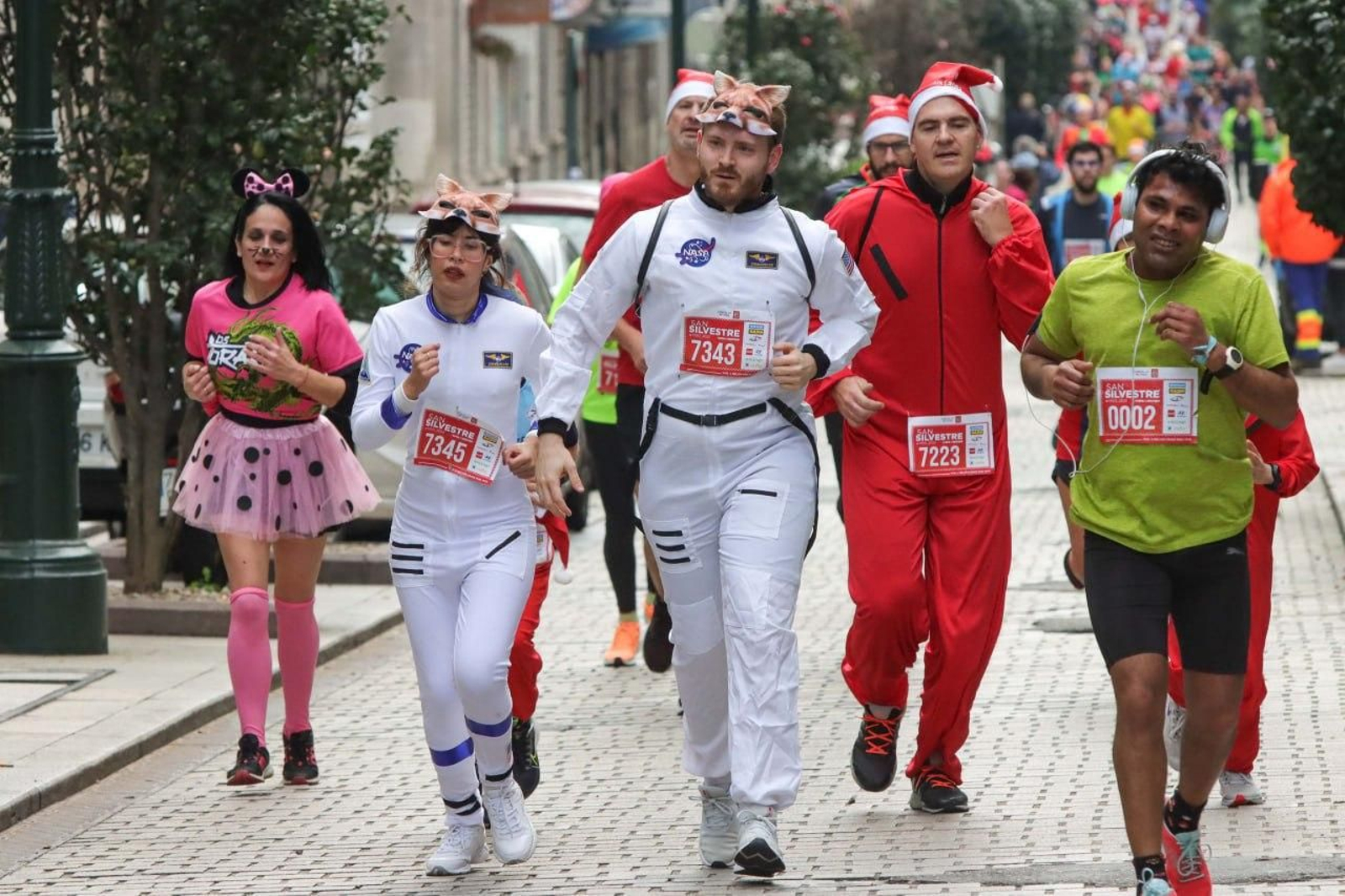 photo_6021724392045787884_y