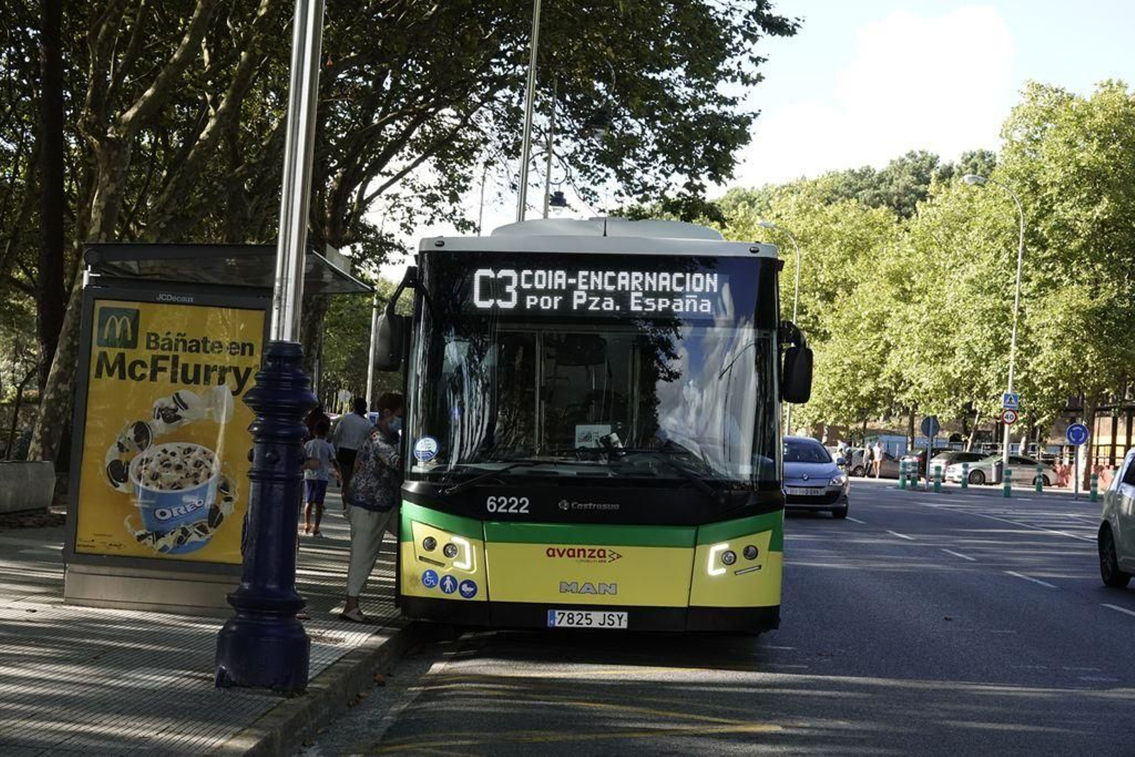Uno de los autobuses de Vitrasa que realiza el servicio a las playas.