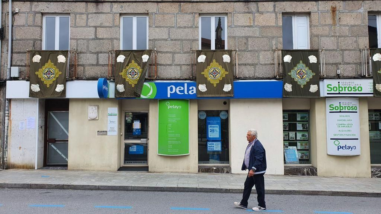 Un Corpus diferente sin fieles en Ponteareas 18