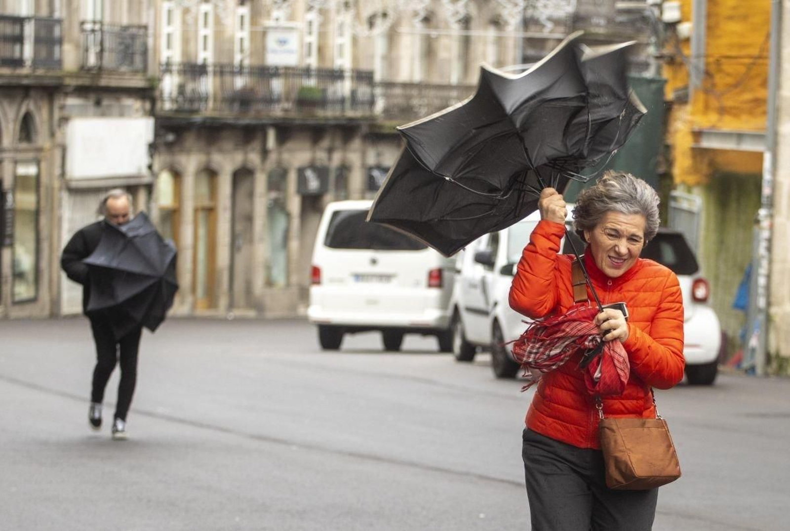 Esta semana los paraguas volaron por efecto del paso de un temporal a 80 por hora.