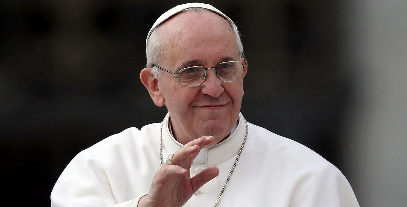 VATICAN CITY, VATICAN - MARCH 27:  Pope Francis waves to the crowd as he drives around St Peter's Square ahead of his first weekly general audience as pope on March 27, 2013 in Vatican City, Vatican. Pope Francis held his weekly general audience in St Peter's Square today  (Photo by Christopher Furlong/Getty Images)