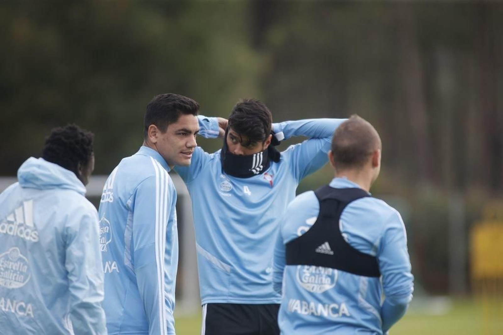 Gabriel 'Toro' Fernández, ayer, en el entrenamiento del Celta en las instalaciones deportivas de A Madroa.