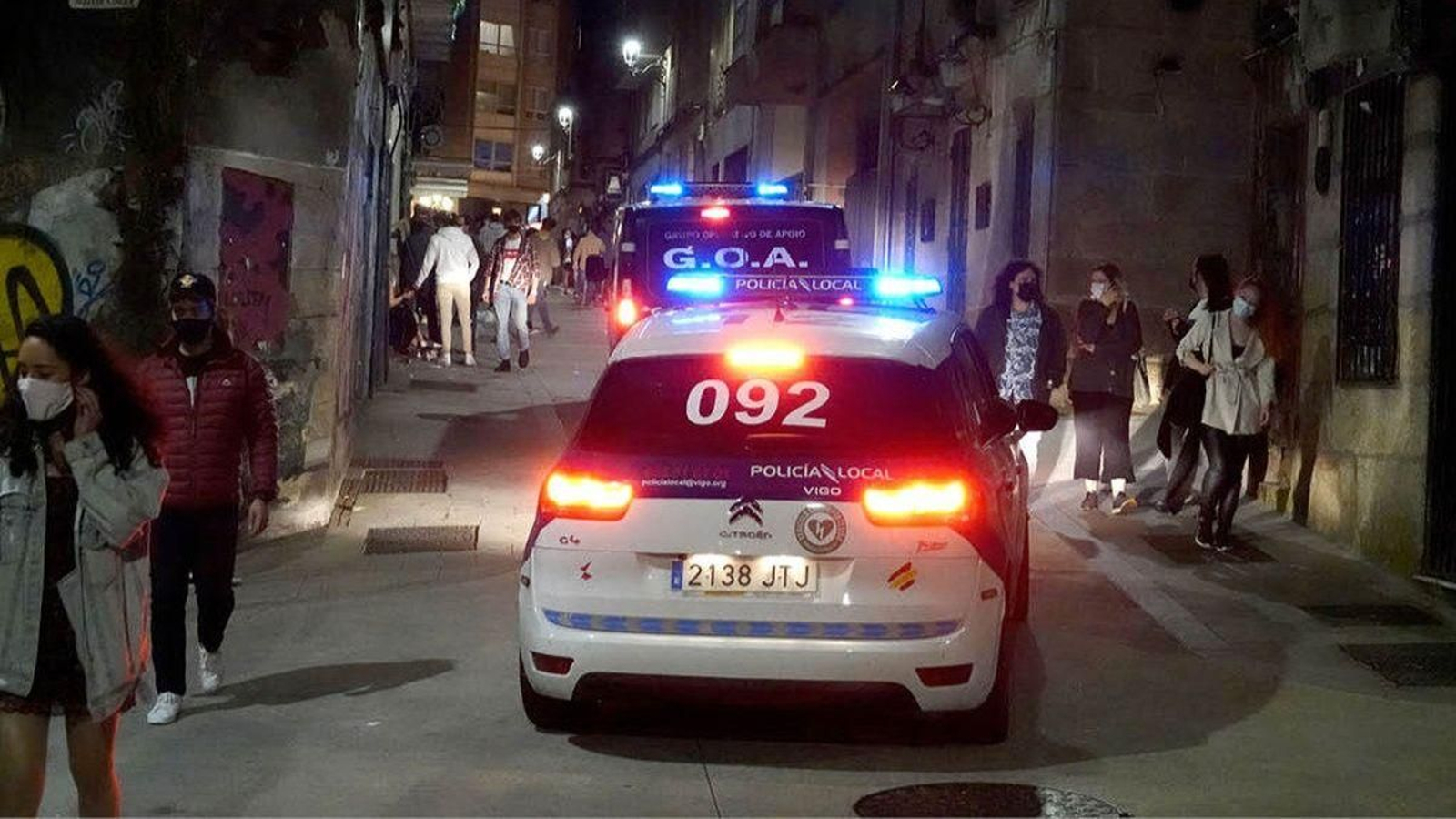 Unidades policiales, durante un control en una zona de ocio nocturno.