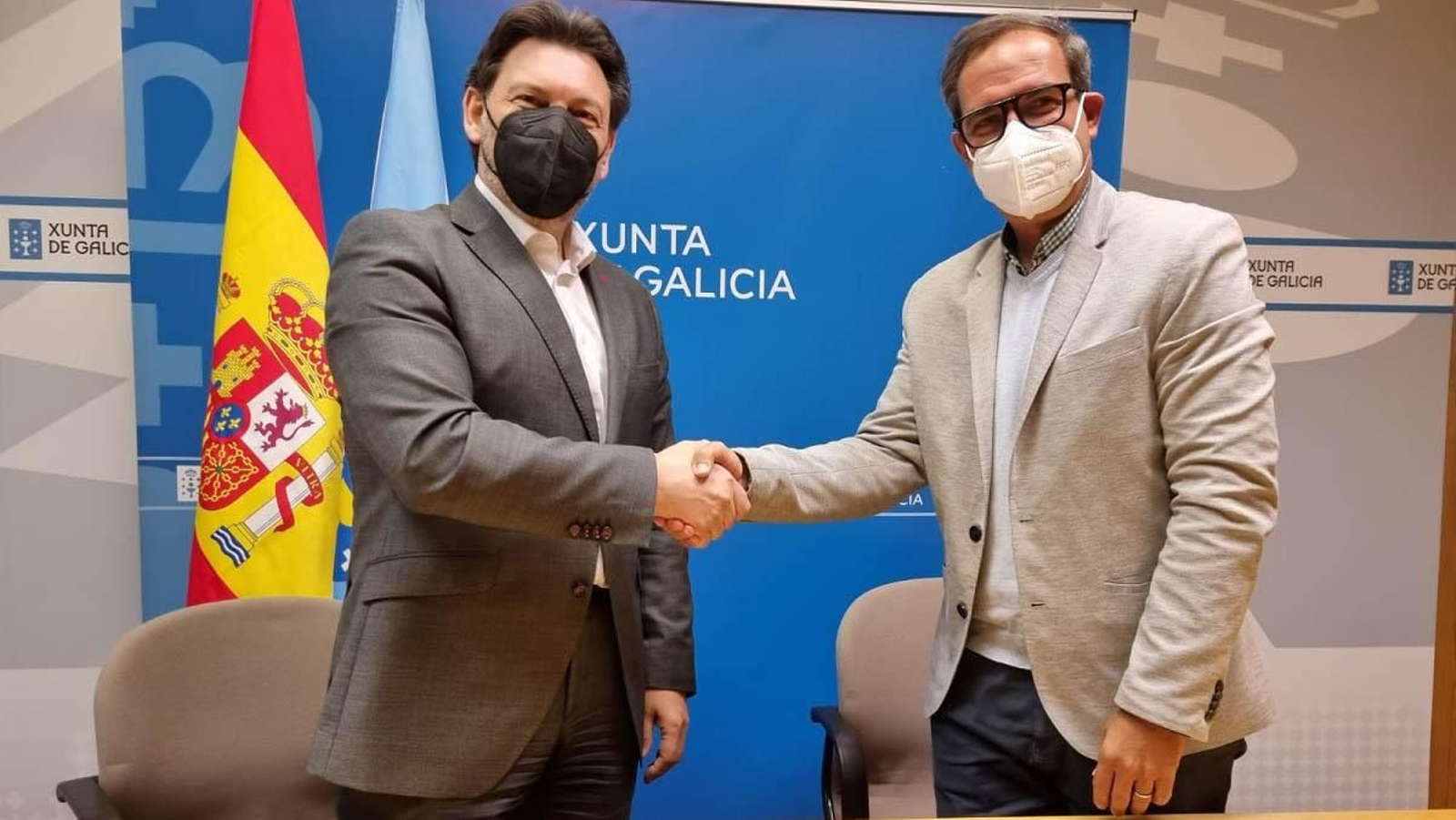 Antonio Rodríguez Miranda y José Antonio Alejandro, durante la firma del acuerdo