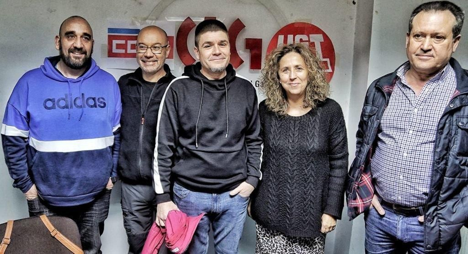 Serafín Rodríguez y Carlos Rivas junto con los secretarios comarcales de CIG, CC OO y UGT.