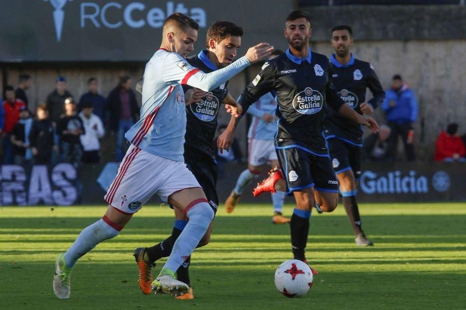 El filial celeste no podrá contar con los lesionados Solís y Kevin.