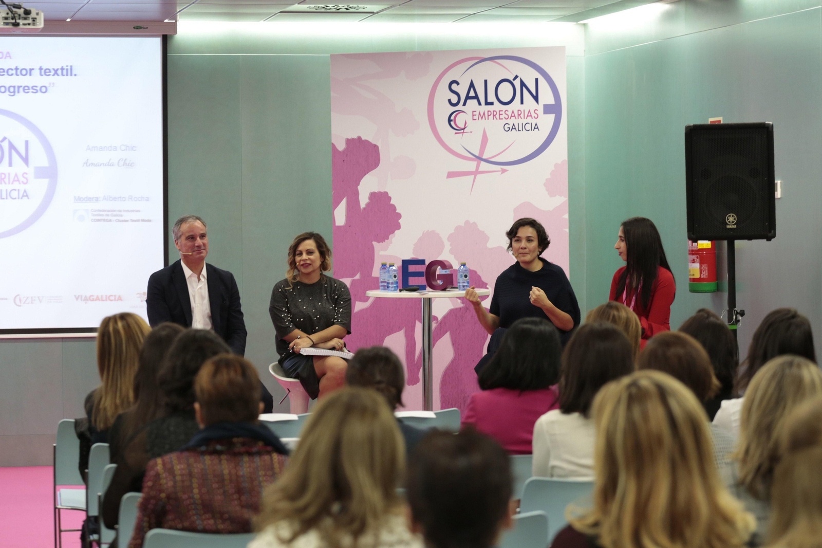 La mesa del textil con Alberto Rocha, Olga Santoni, Adriana Domínguez y Amanda Chic.