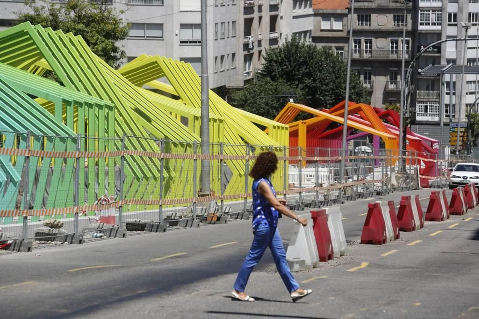 Las rampas de Gran Vía están coiocadas y se ultiman los arcos. Concluirán a finales de agosto.